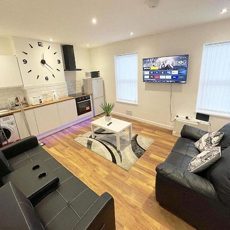 Ak Serviced Apartments - Exclusive Two-Bedroom Apartment Cardiff Extérieur photo
