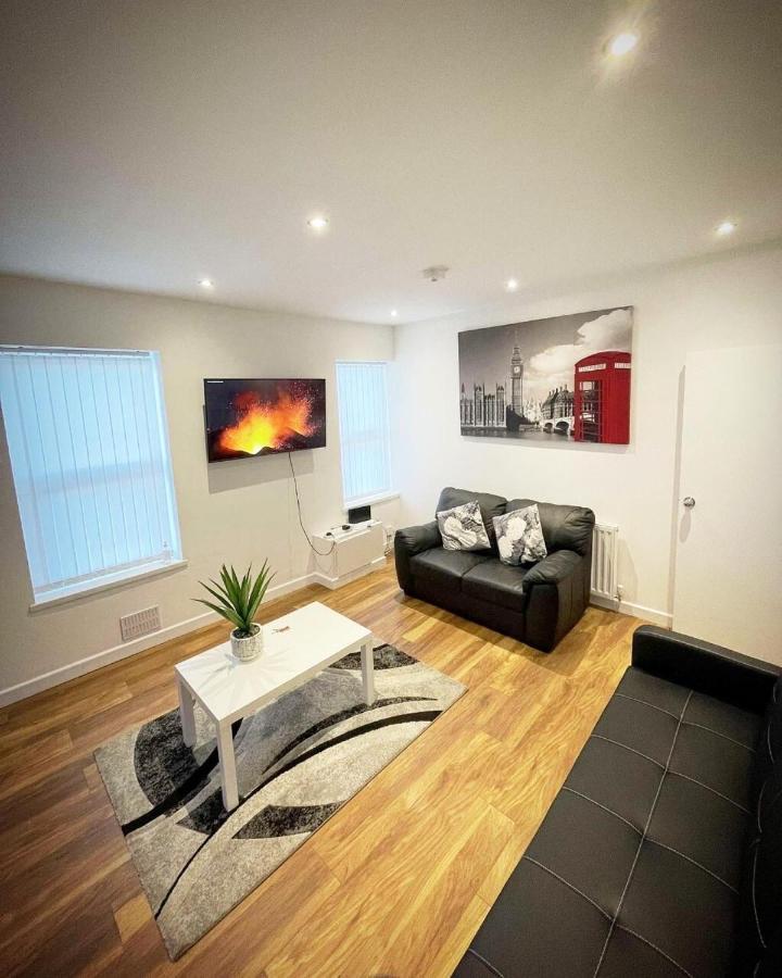 Ak Serviced Apartments - Exclusive Two-Bedroom Apartment Cardiff Extérieur photo
