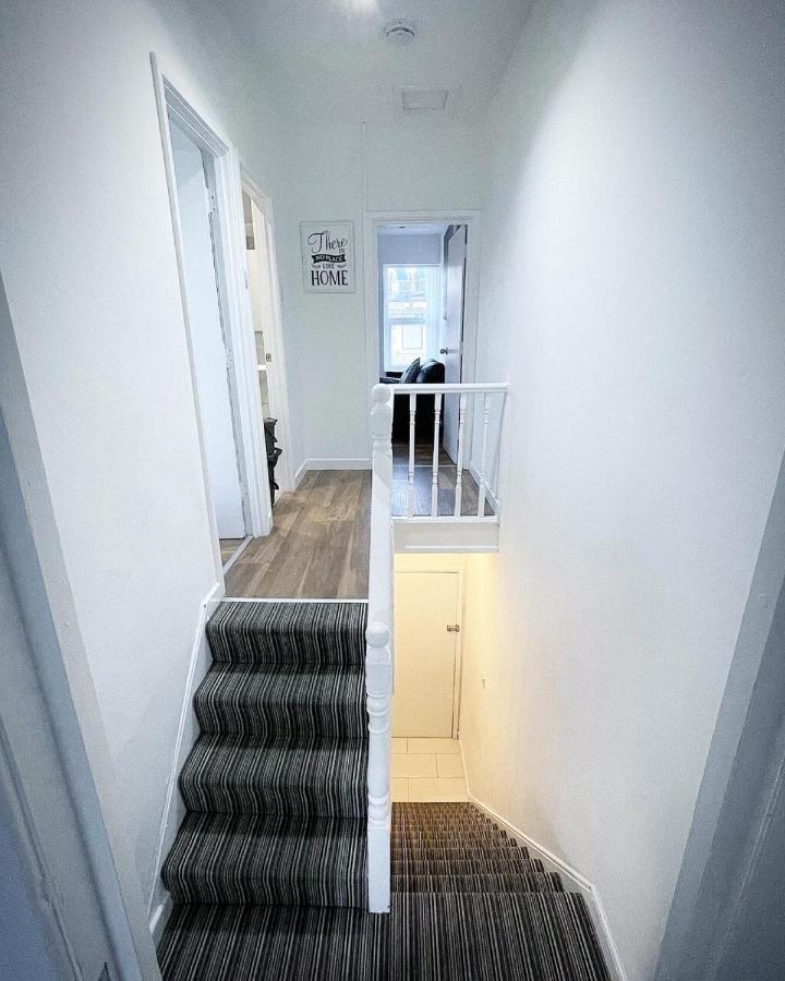 Ak Serviced Apartments - Exclusive Two-Bedroom Apartment Cardiff Extérieur photo